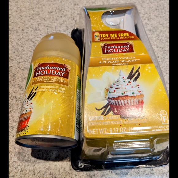 Unused Air Wick Freshmatic Ultra Spray Frosted Vanilla & Cupcake Delight - Picture 2 of 9